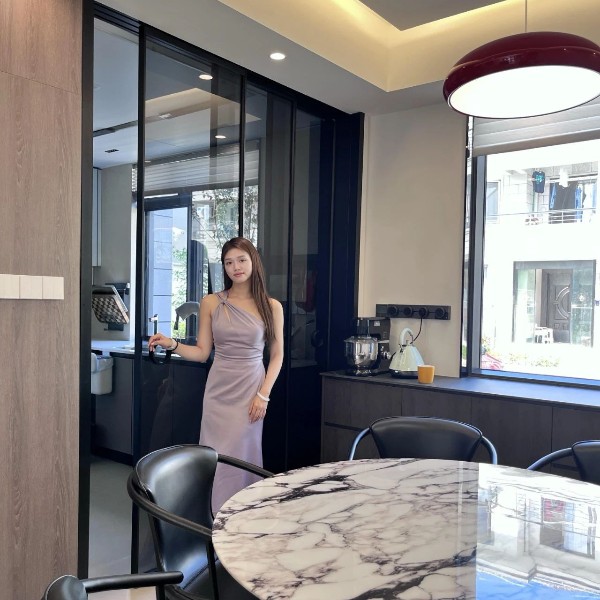 門窗十大品牌之伊盾門窗，產品為根，模式為王！